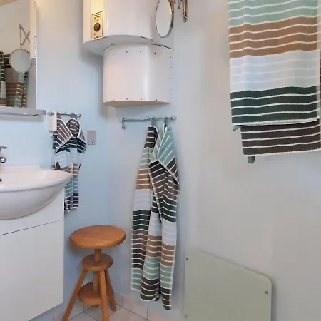 Сasa de vacaciones Thinka - 60m From The Sea In Funen By Interhome *